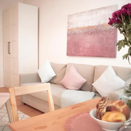 Ferienwohnung Peaceful Flat For 4 In Prenzlauer Berg Berlin Exterior foto